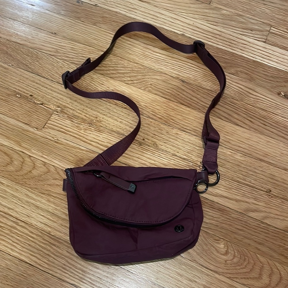 Lululemon all night festival bag